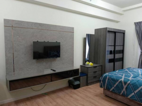 Humaira Dian Residency Studio Homestay 360sqft